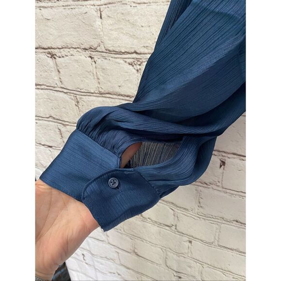 Banana Republic blouse size XL - Picture 3 of 9